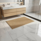 Absorbent doormat with geometric pattern