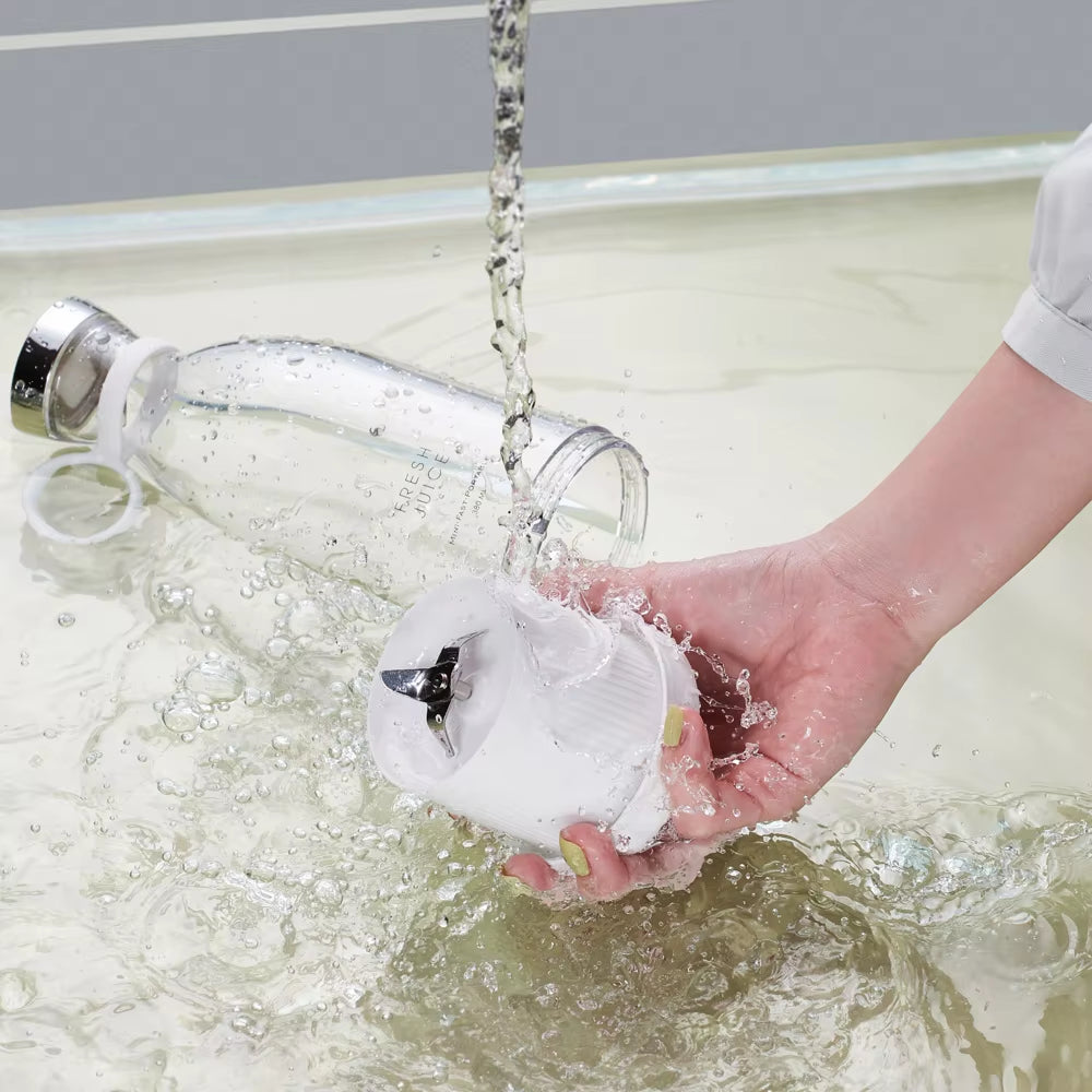 Portable Mixer Bottle 420 ml – Fresh Smoothies in Seconds, Cordless