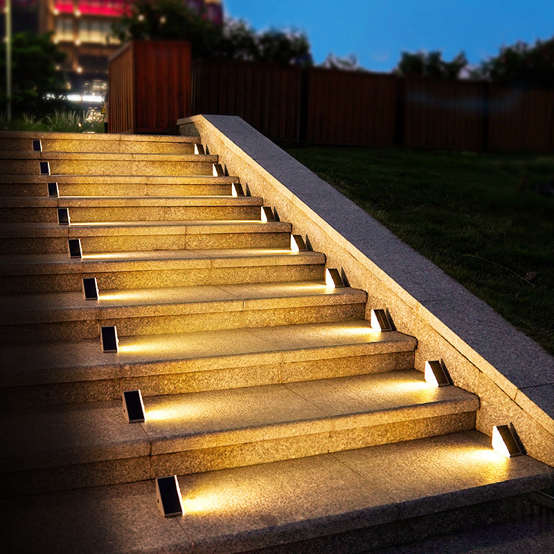 Solar stair lights for outdoors – Warm white LED light, set of 4 or 10