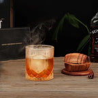 Cocktail smoker in whiskey barrel design — smoky aroma in 60 seconds