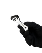 Compact ratchet tool with 1/4" drive for tight spaces