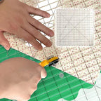 Quilt Cutting Ruler with Non-Slip Handle cm