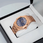 Elegant men's wristwatch — textured dial & stainless steel bracelet