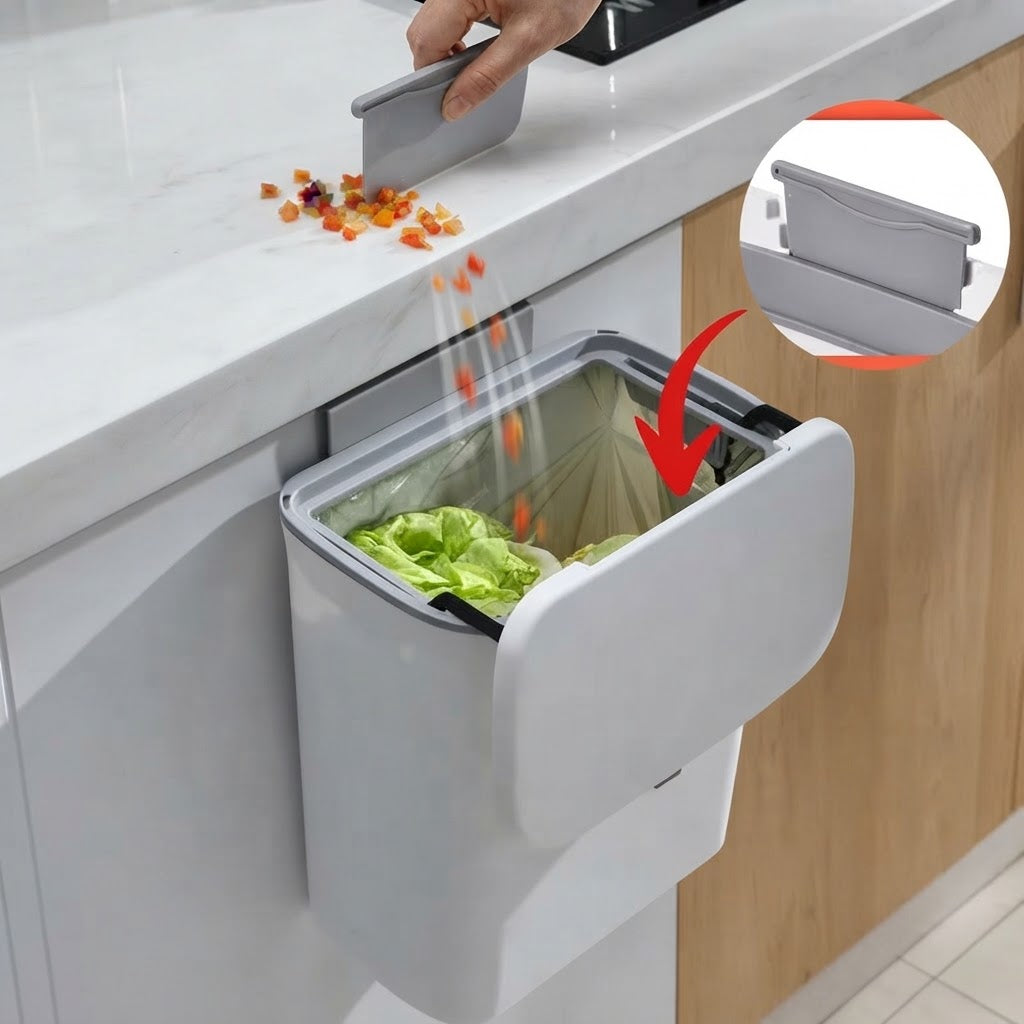 Hanging kitchen trash bin with lid for cabinet doors