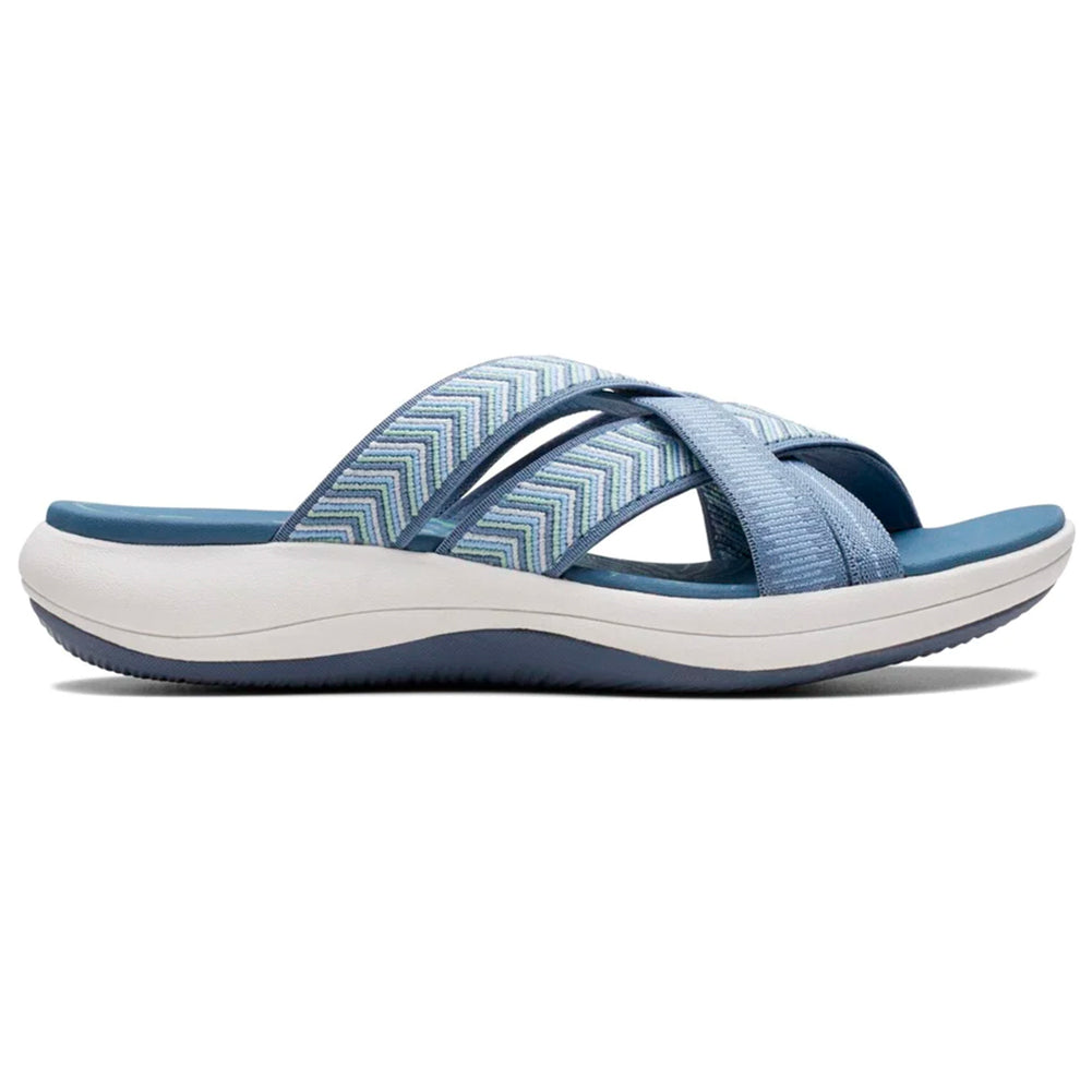 Orthopädische Sandalen mit Fußgewölbeunterstützung