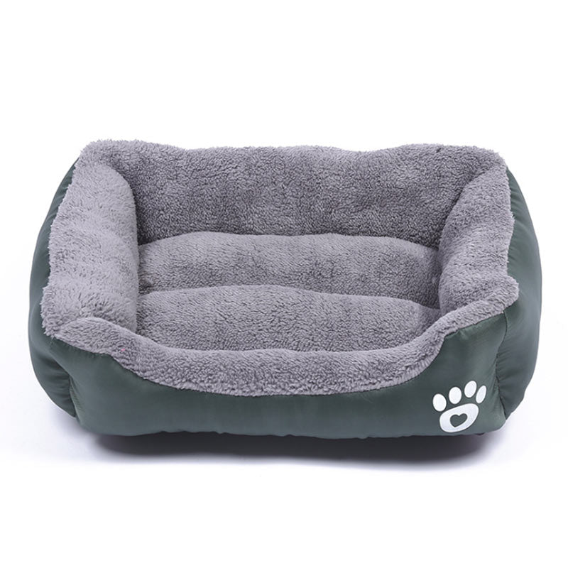 Dog Bed with Fleece Lining – Soft and Washable