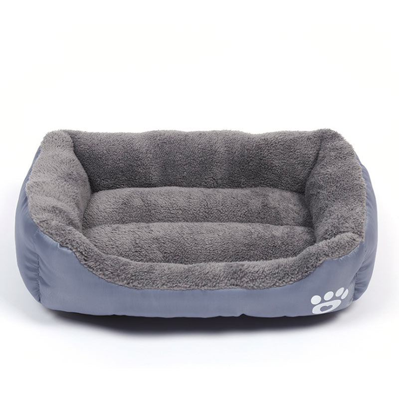 Dog Bed with Fleece Lining – Soft and Washable