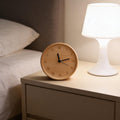 Wecker aus Buchenholz — geräuschloses Uhrwerk, sanfter Alarm, minimalistisches Design