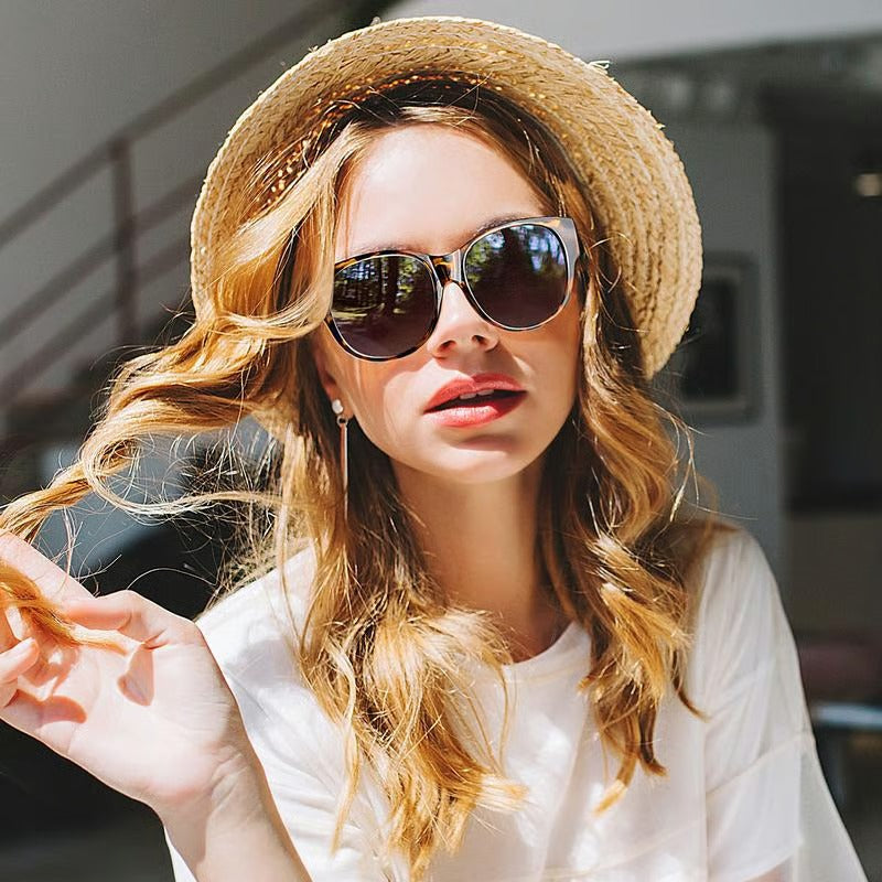 Sunglasses with Polarized Lenses – Cat-Eye Style