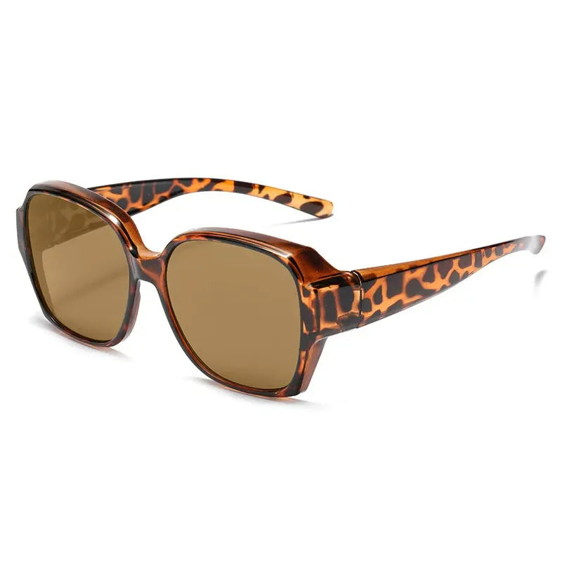 Sunglasses with Polarized Lenses – Cat-Eye Style
