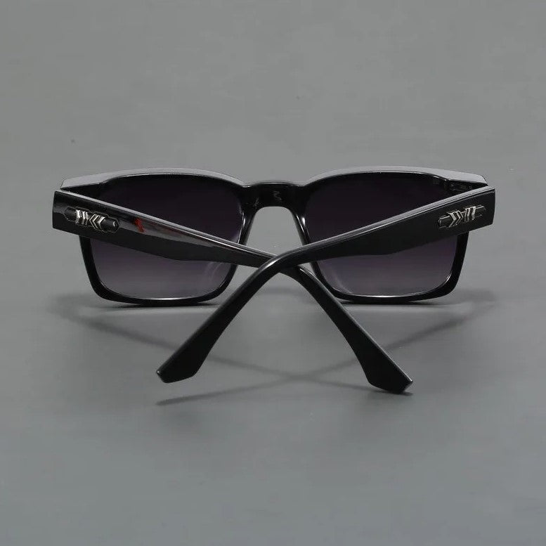 Retro-Sonnenbrille mit eckigem Rahmen und UV400-Schutz