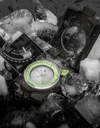 Navigation compass with clinometer and lighting effect