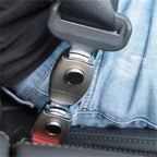 Seatbelt extension with locking mechanism