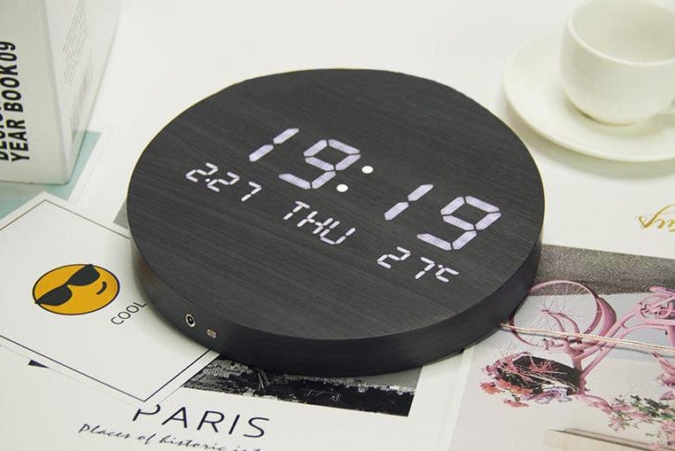 Digitale Wanduhr Svenna -   Mivoza Deutschland