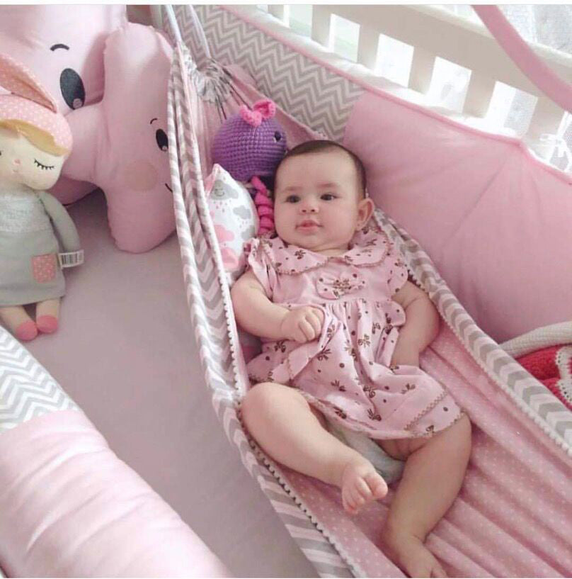 Baby-Hängematte für Babybett – weich & geborgen