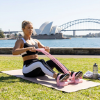 Fitnessband mit Fußstützen für Ganzkörpertraining