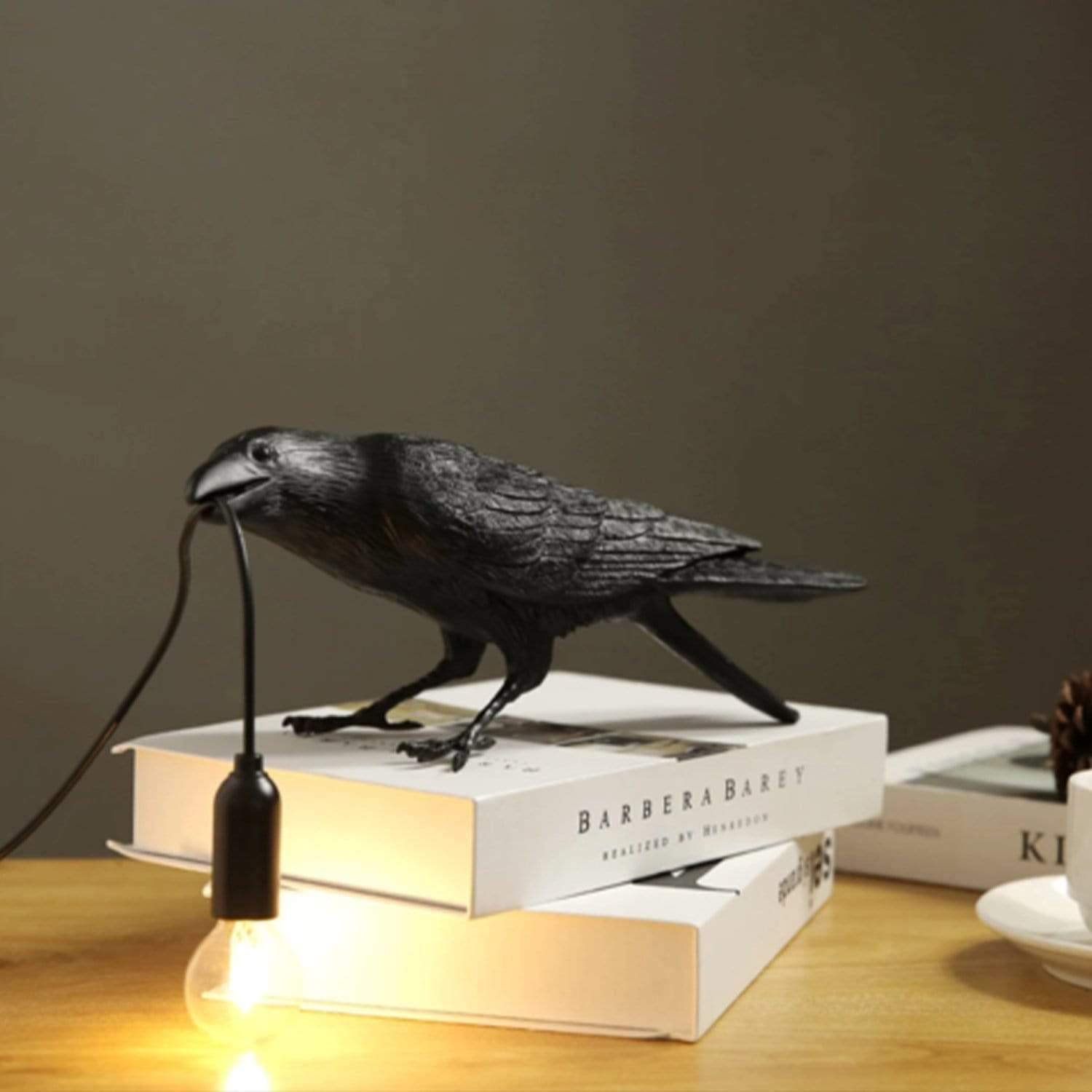 Raben-Tischlampe – Künstlerisches Design mit warmem Licht