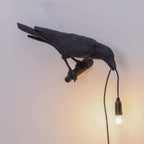Raben-Tischlampe – Künstlerisches Design mit warmem Licht