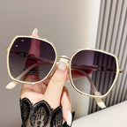 Oversized Sunglasses with Polarized Lenses