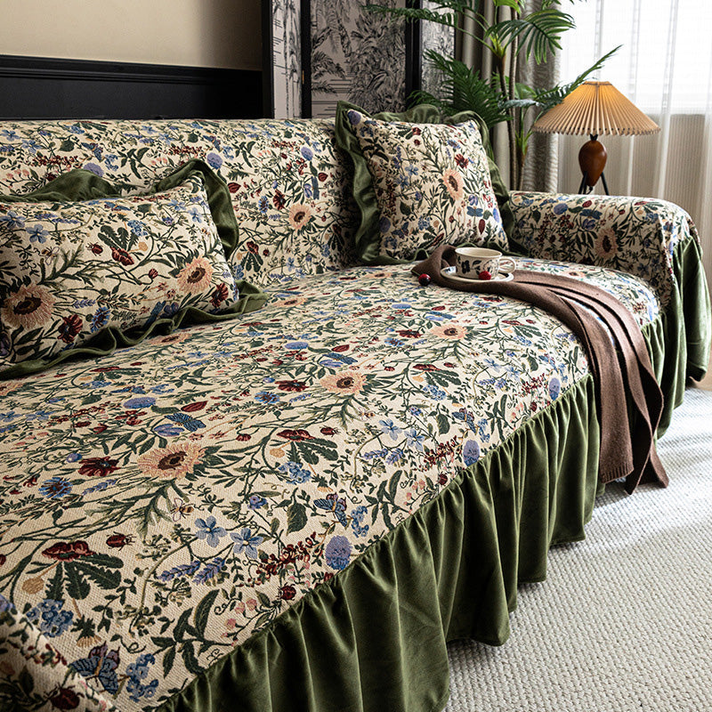 Universal Sofa Cover with Floral Pattern – Complete Protection