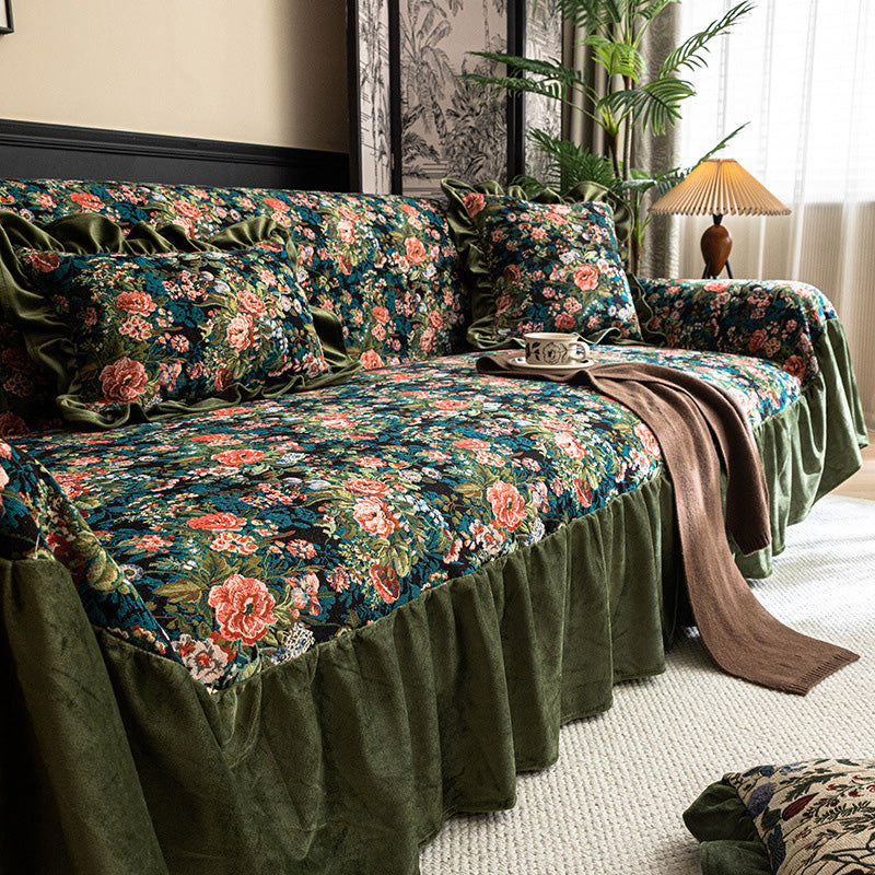 Universal Sofa Cover with Floral Pattern – Complete Protection