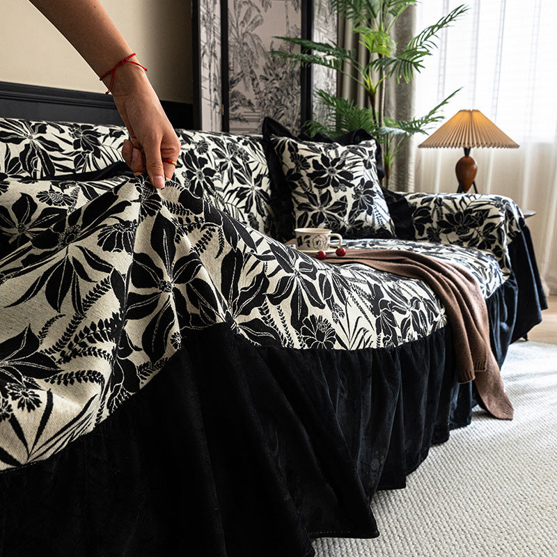Universal Sofa Cover with Floral Pattern – Complete Protection