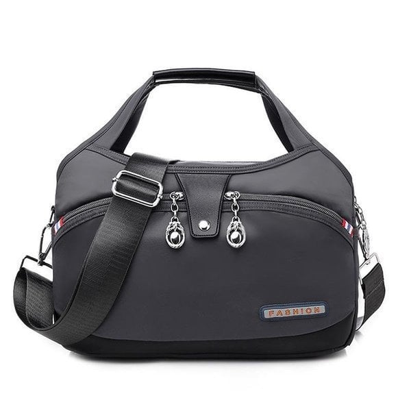 Crossbody Bag with Many Compartments – Everything in Its Place