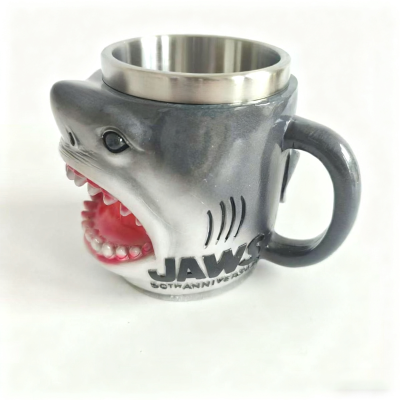 3D Mug with Engine Block Design – Artistic Coffee Cup