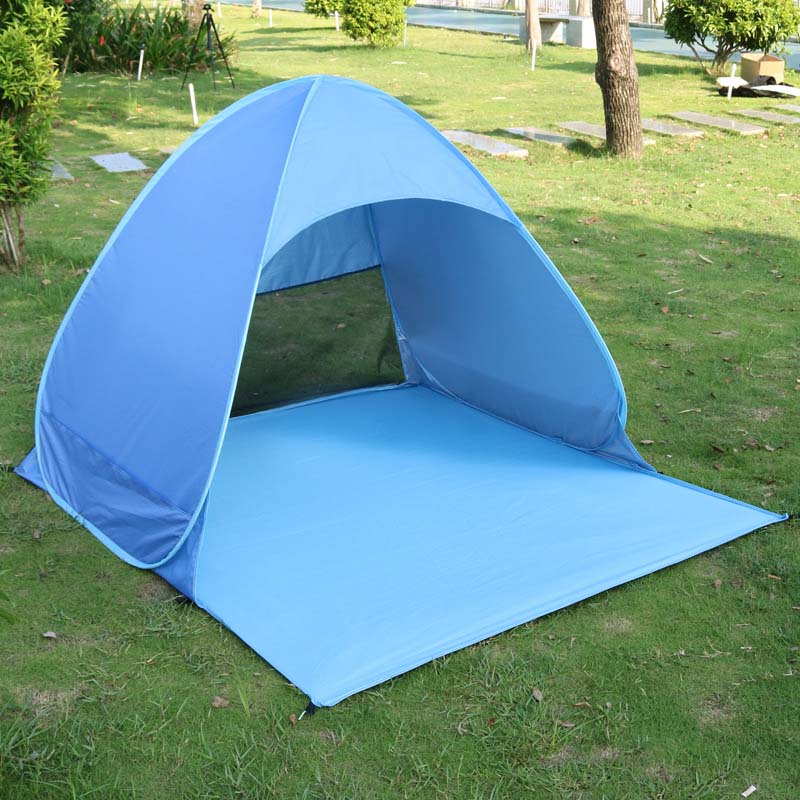 Pop-up beach tent with UV protection