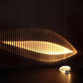Kristall-Tischlampe mit warmem Lichtreflex