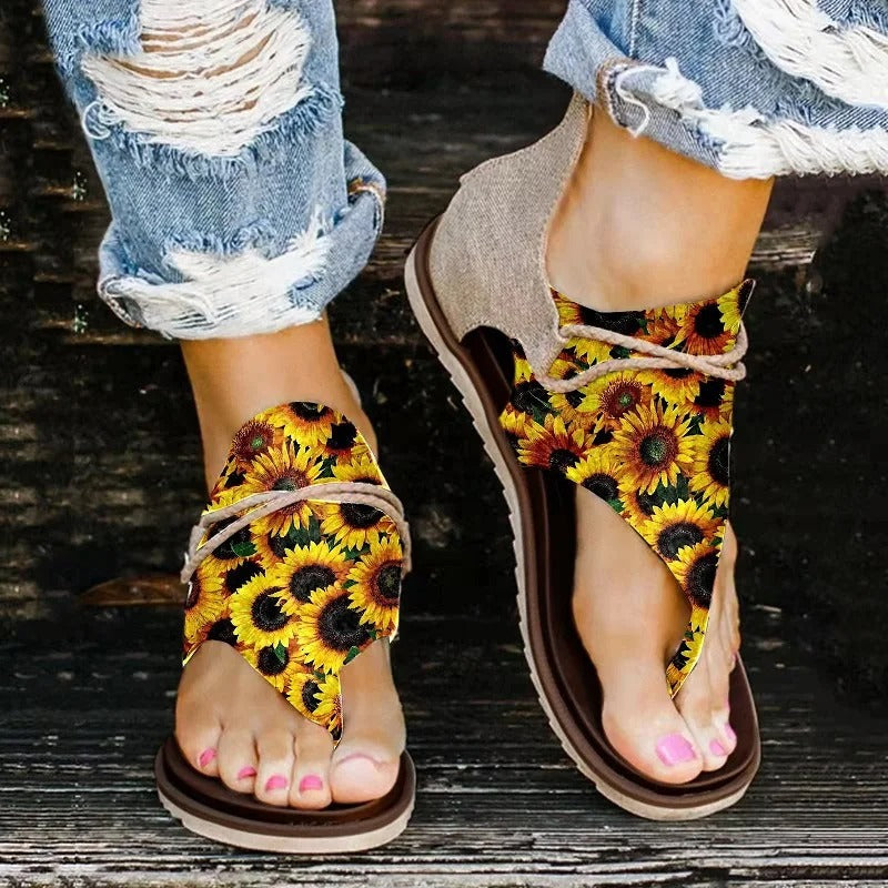 Zehentrenner Damen mit Blumenmuster – Komfortable Sommersandalen