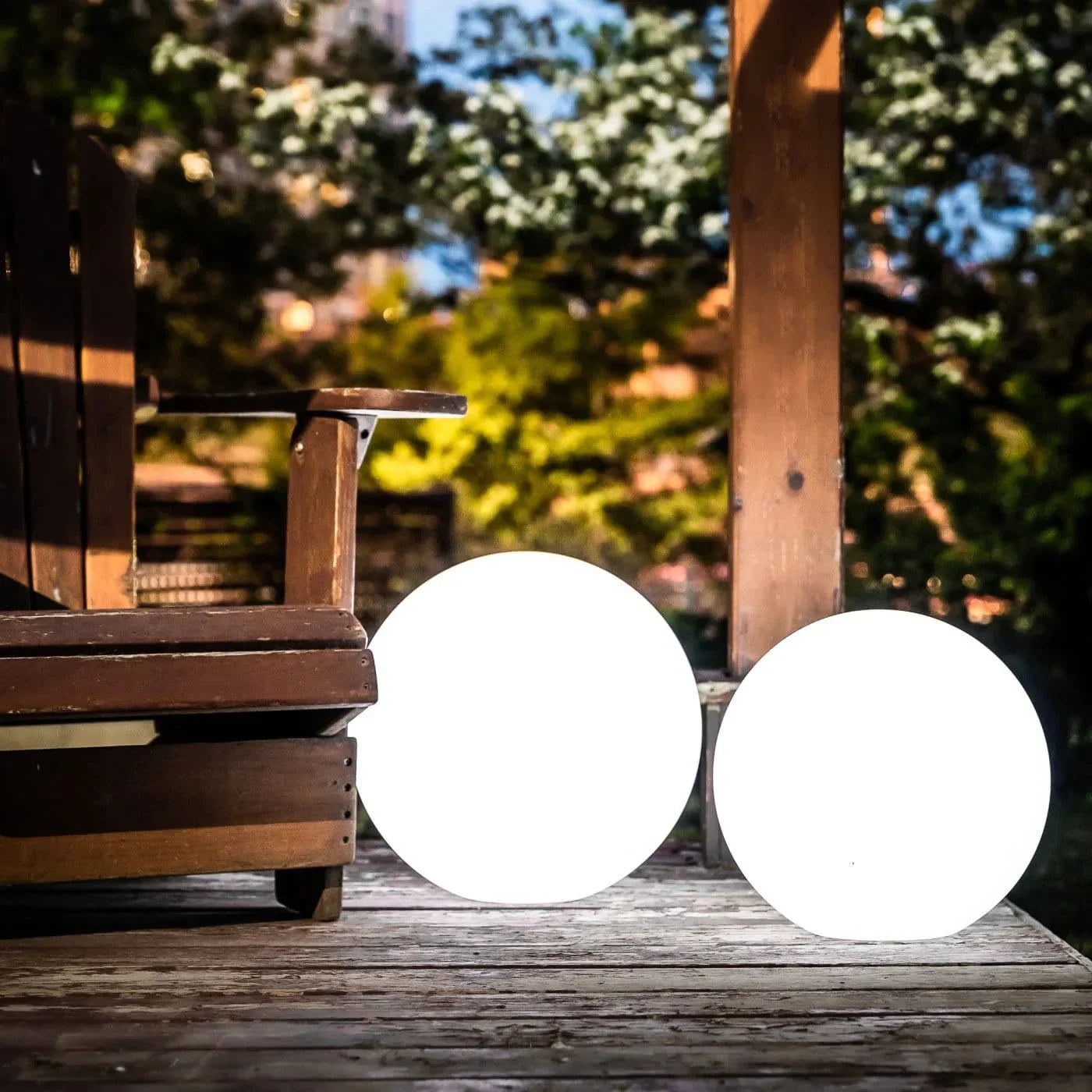 Waterproof LED Globe Light with Color Change