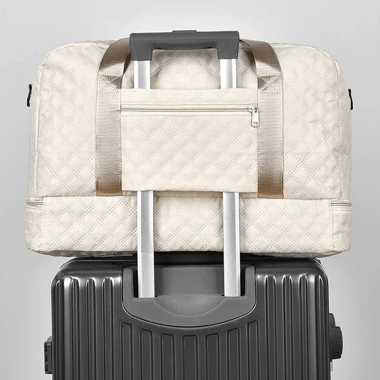 Gesteppte Reisetasche mit Schuhfach